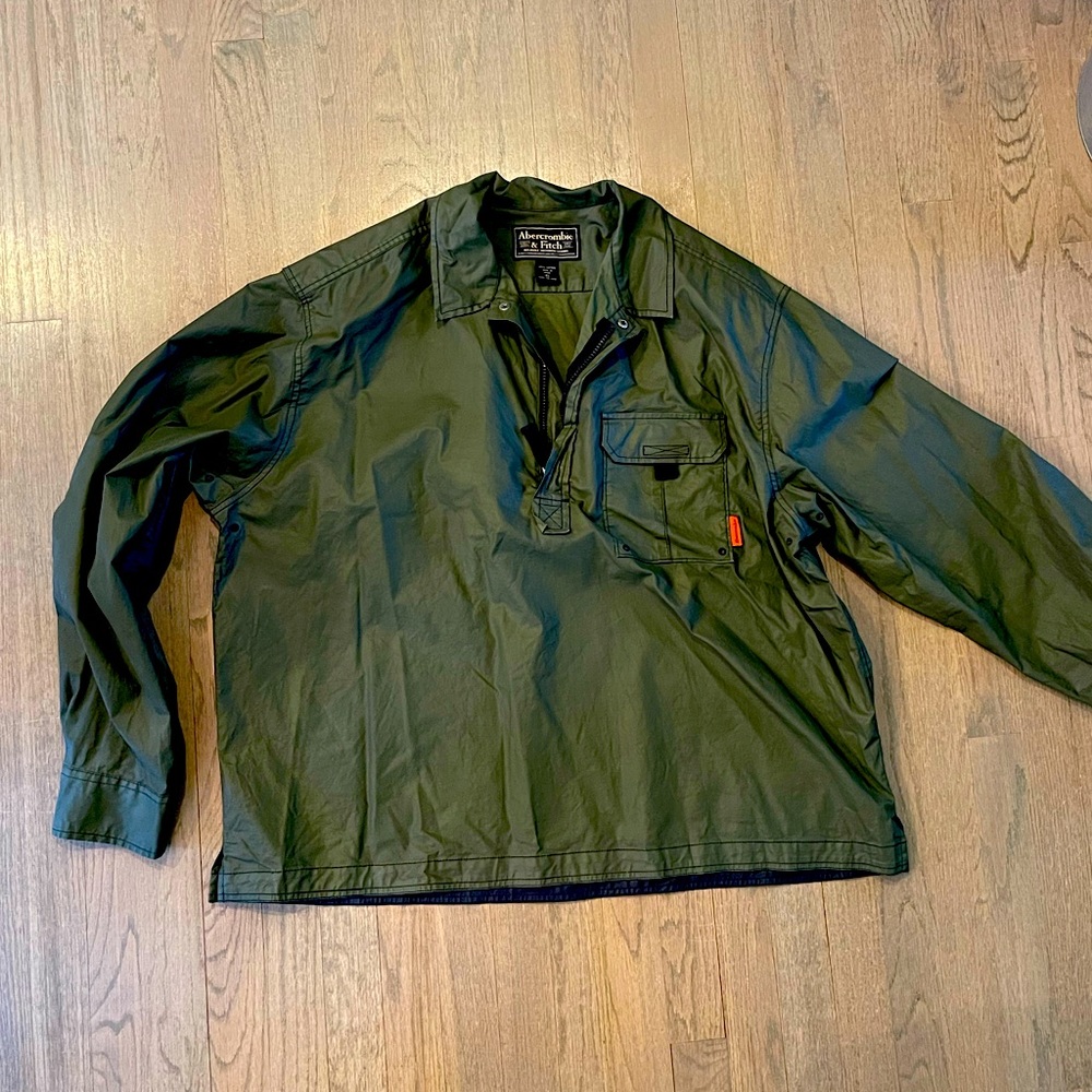 Men’s Abercrombie and Fitch pullover, size XL, gently used